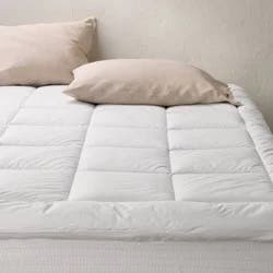 Queen Ultra Loft Down Alternative Mattress Pad - Casaluna™: 280 Thread Count, Water Repellent, Box Quilted