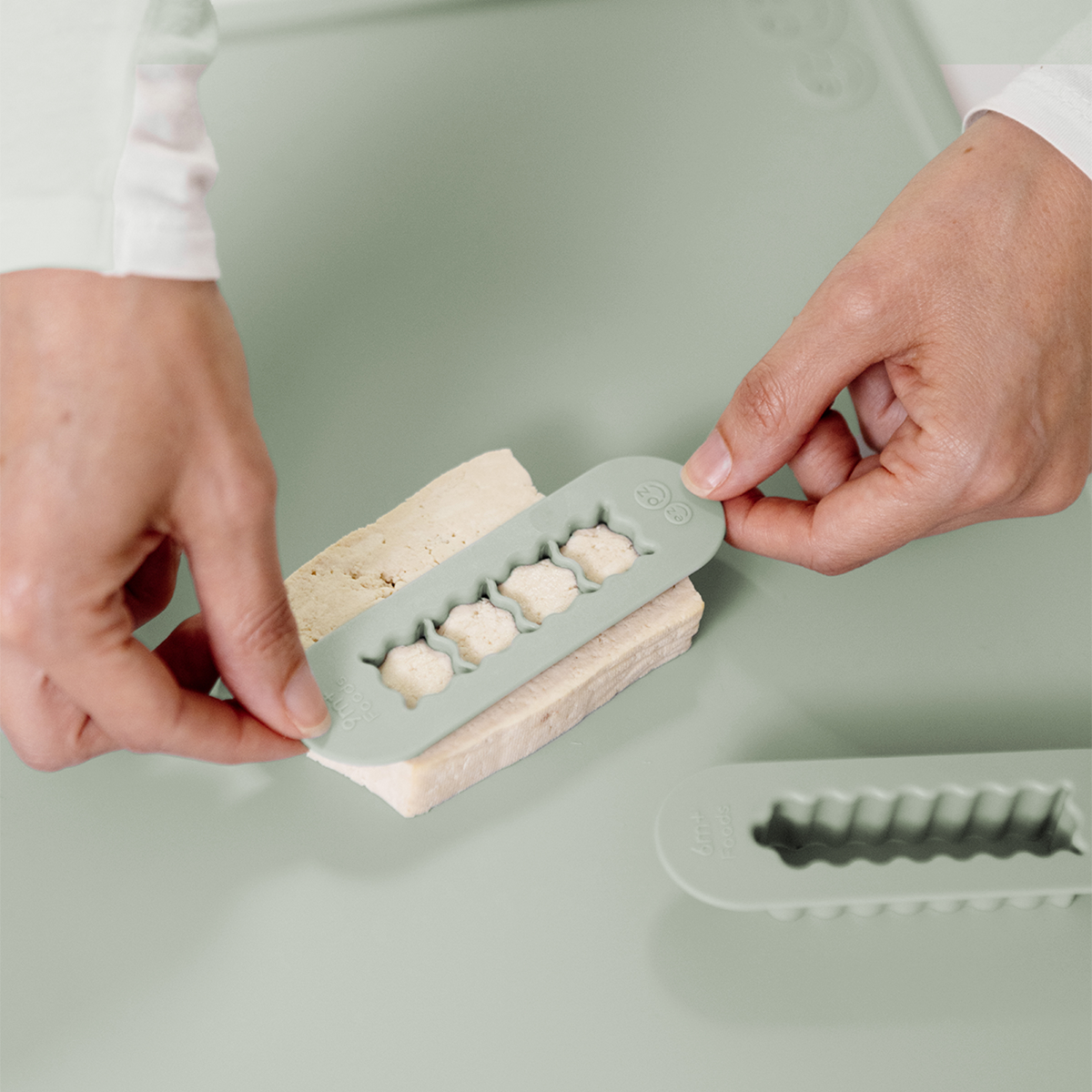 slide 2 of 5, ezpz Baby-Led Weaning Food Cutters, 1 ct