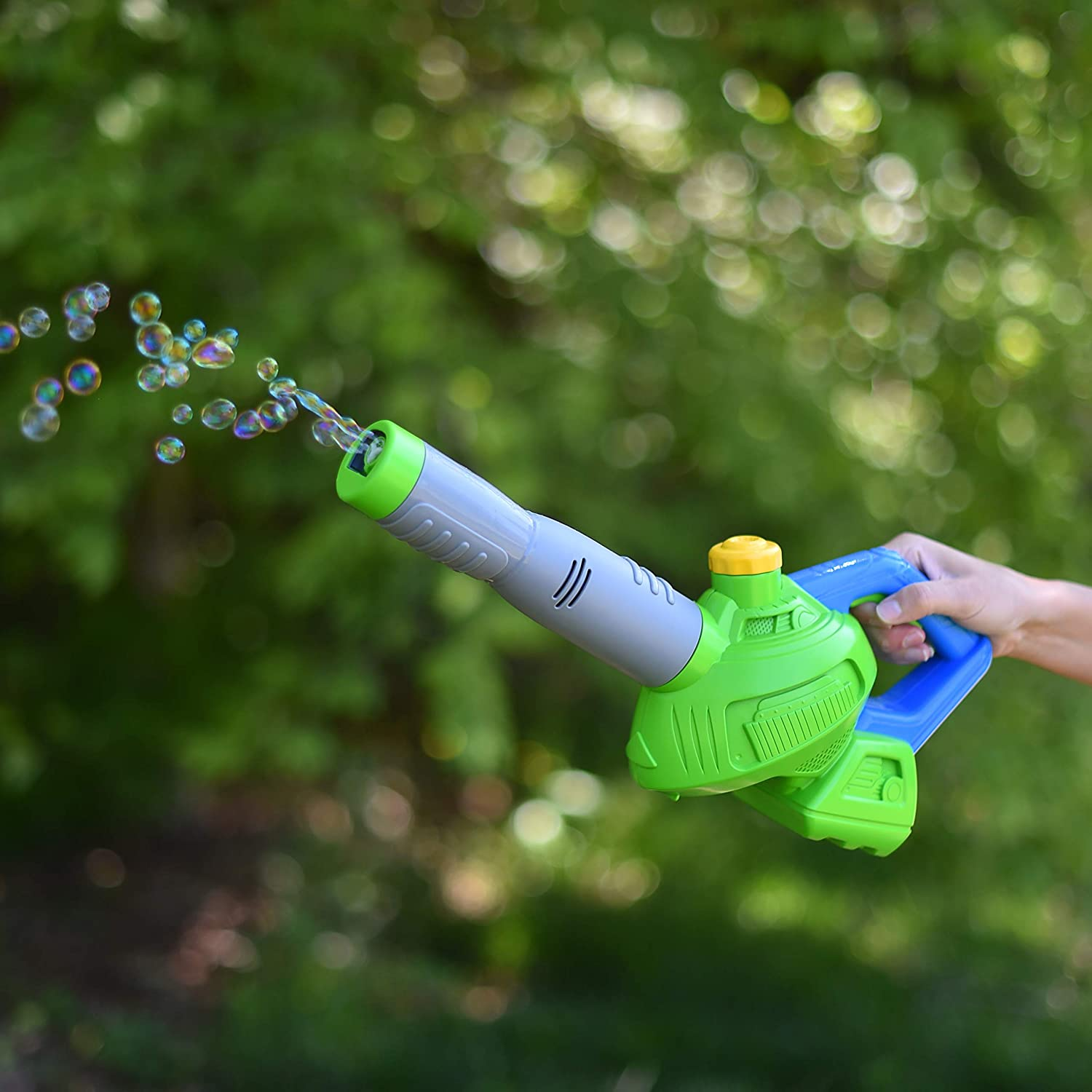 slide 3 of 8, Sunny Days Entertainment Maxx Bubbles Motorized Bubble 'N' Fun Leaf Blower, 1 ct