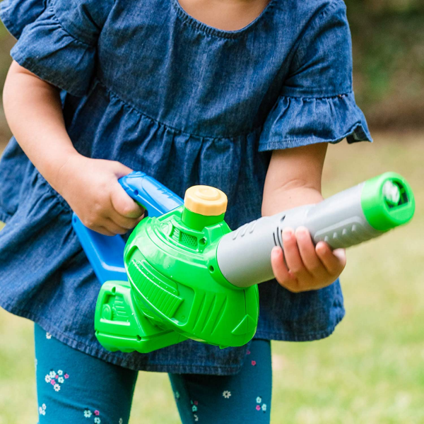 slide 24 of 29, Sunny Days Entertainment Maxx Bubbles Motorized Bubble 'N' Fun Leaf Blower, 1 ct