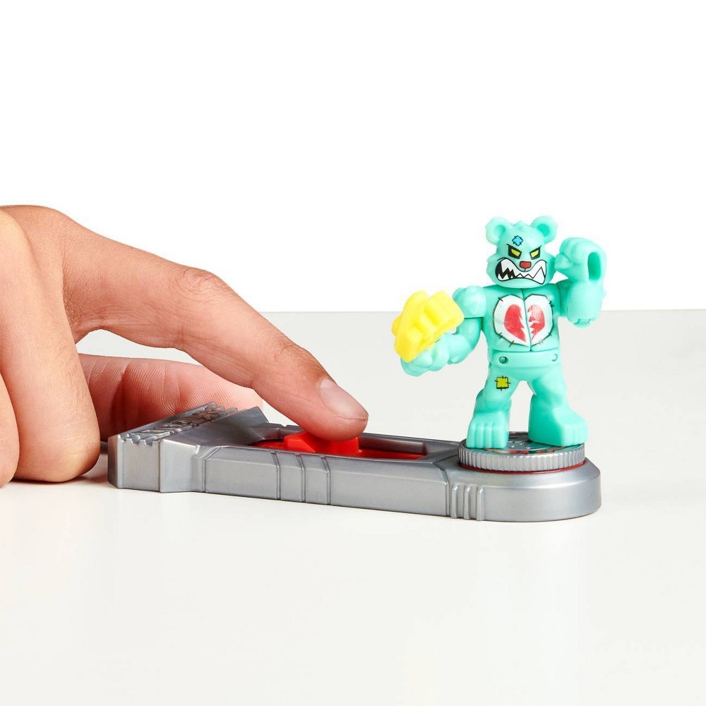 slide 11 of 17, Akedo Mystery Mini Battling Action Figure plus Controller, 1 ct
