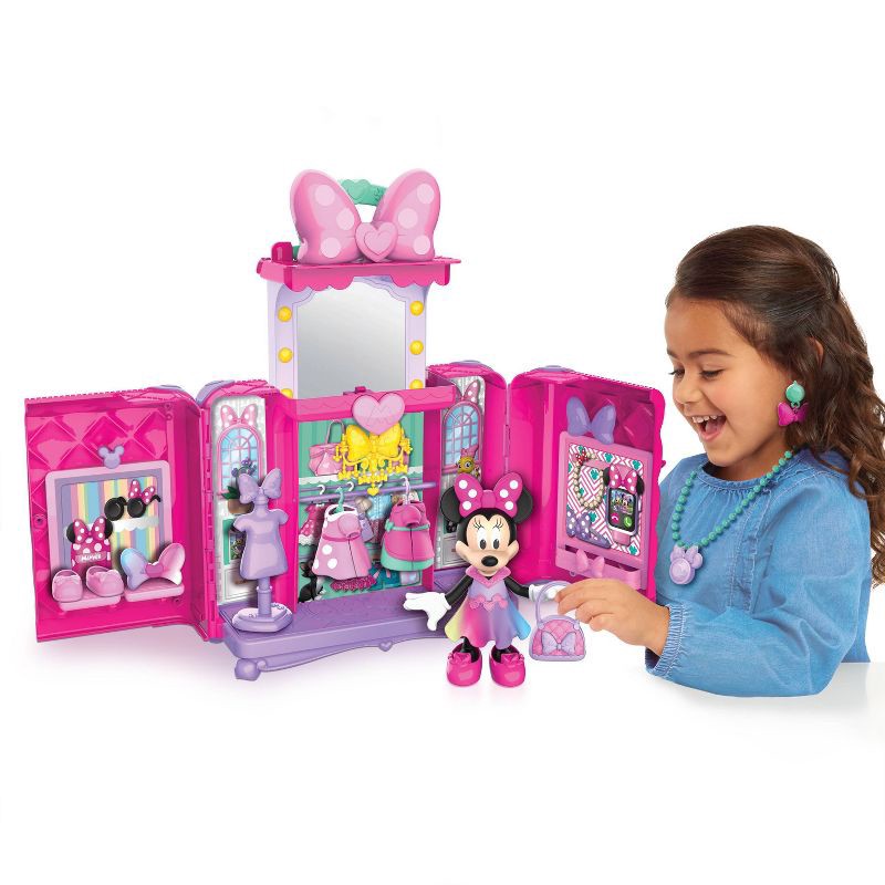 slide 6 of 6, Minnie Mouse Sweet Reveals Glam & Glow Playset, 1 ct