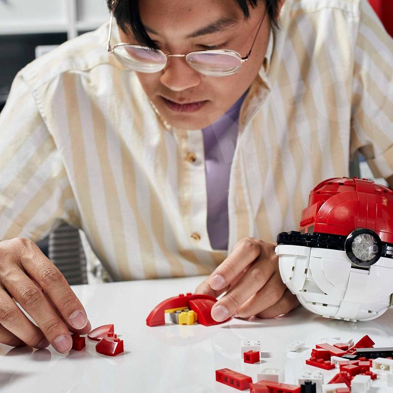 slide 2 of 5, Mega Construx Pokemon Jumbo Poke Ball Construction Set 303pc, 303 ct