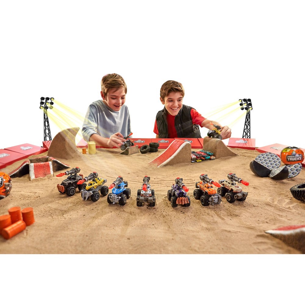 slide 6 of 6, 5 Surprise Monster Trucks, 1 ct