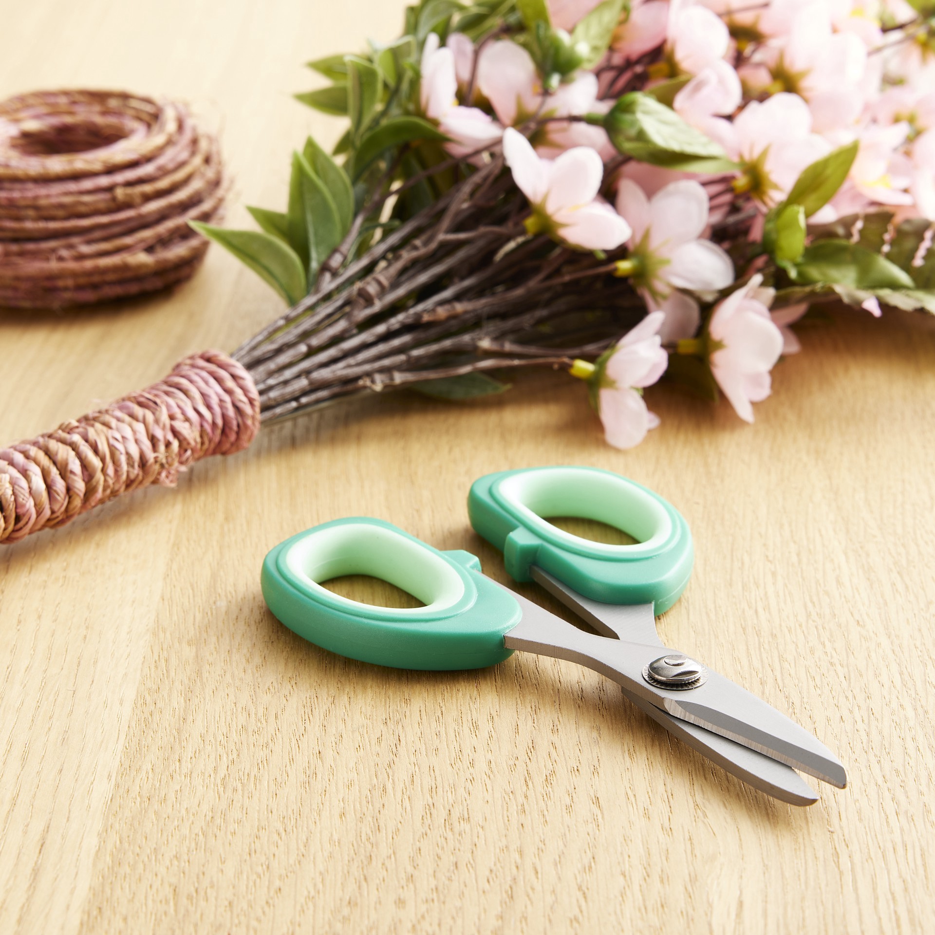 slide 2 of 5, Heavy Duty Snips By Ashland, 5.3 in x 3.1 in x 0.5 in