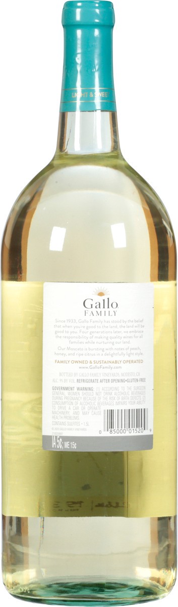 slide 5 of 9, Gallo Family Vineyards White Wine, 1.50 liter