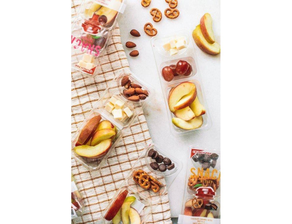 slide 3 of 3, Crunch Pak Snack Medley with Apples, Grapes, White Cheddar, 2.8 oz