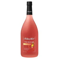 Arbor Mist Pineapple Strawberry Moscato Sweet Wine 1.5L