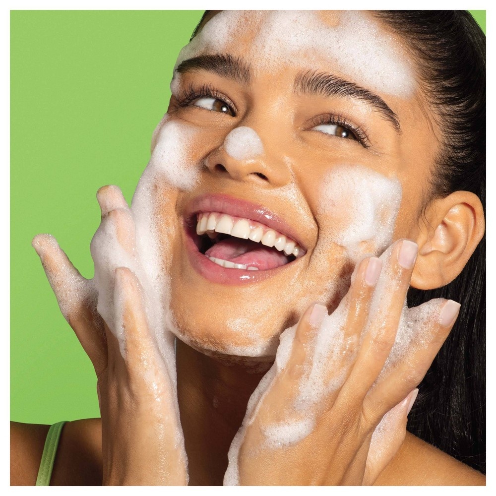 St. Ives Tea Tree Acne Control Daily Cleanser 8 fl oz 8 fl oz Shipt