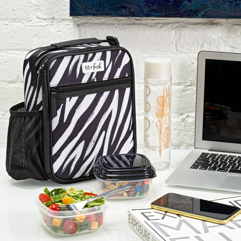 slide 7 of 8, Fit & Fresh Thayer Lunch Tote - Zebra Print, 1 ct