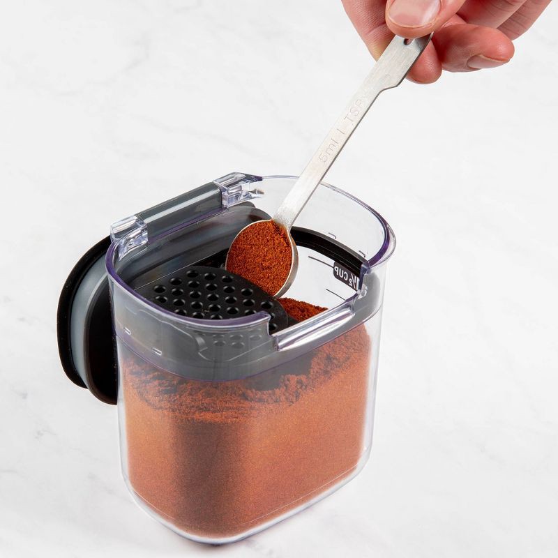 slide 8 of 14, Prepworks ProKeeper Plus 9pc Baking Storage Set: Airtight Kitchen Containers with Ingredient Leveler & Terracotta Disk, 9 ct