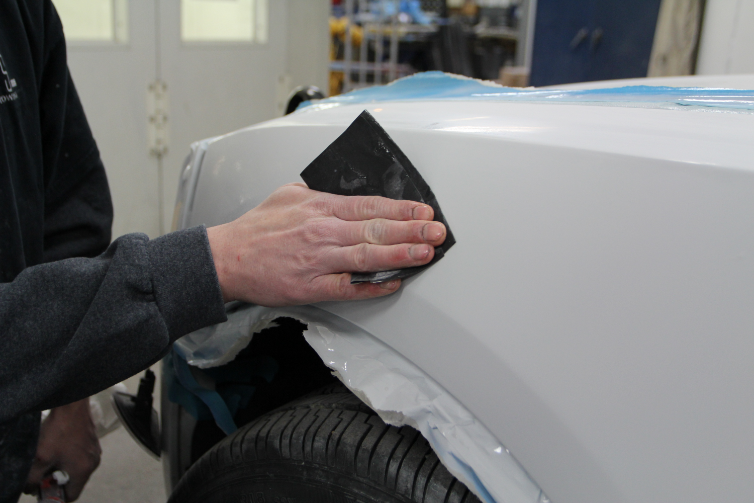 slide 5 of 5, Rust-Oleum Rustoleum Gator 400 Grit Wet/Dry Sanding Sheets - 8266043, 5 ct