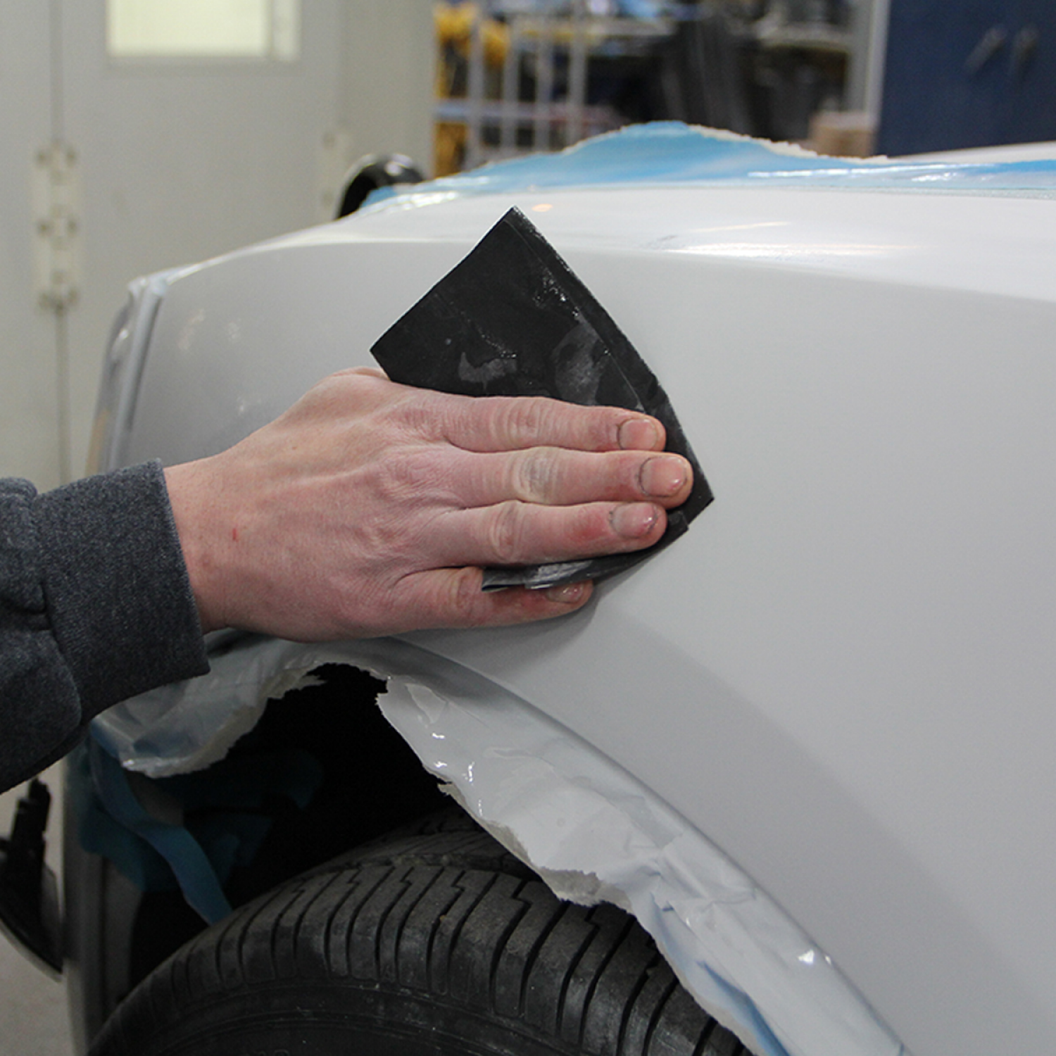 slide 2 of 5, Rust-Oleum Rustoleum Gator 180 Grit Wet/Dry Sanding Sheets - 8318043, 5 ct