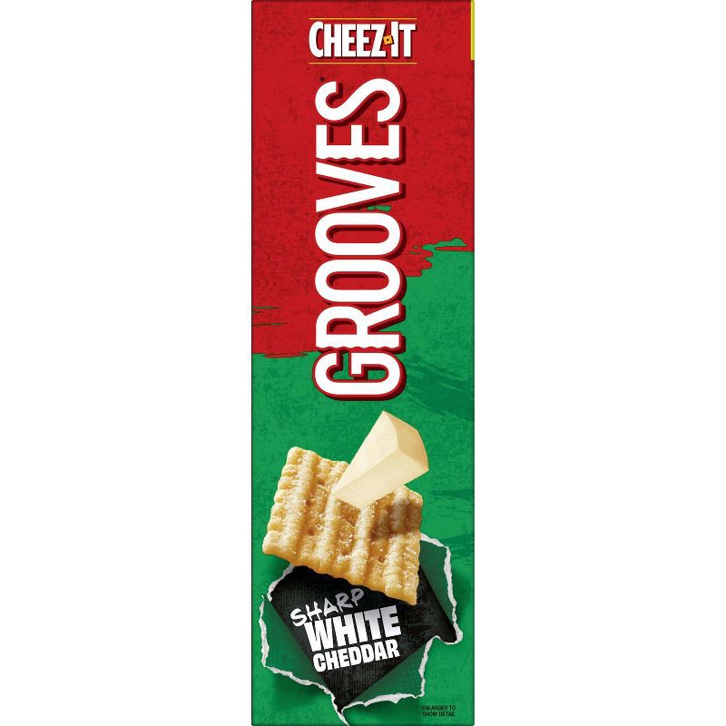 slide 9 of 9, Cheez-It Grooves Sharp White Cheddar Snack Crackers Family Size - 17oz, 17 oz