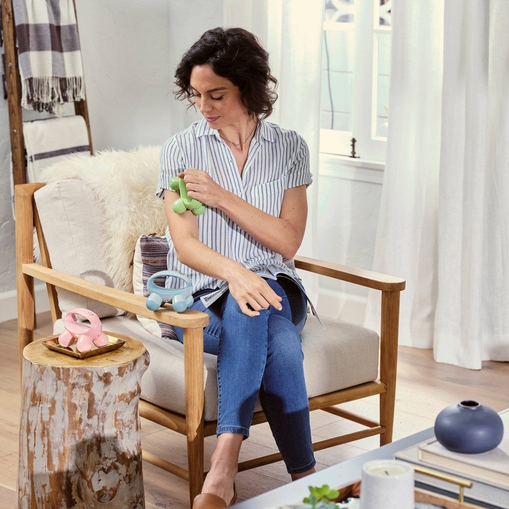 slide 7 of 8, HoMedics Quad Mini Body Massager - Pink, 1 ct