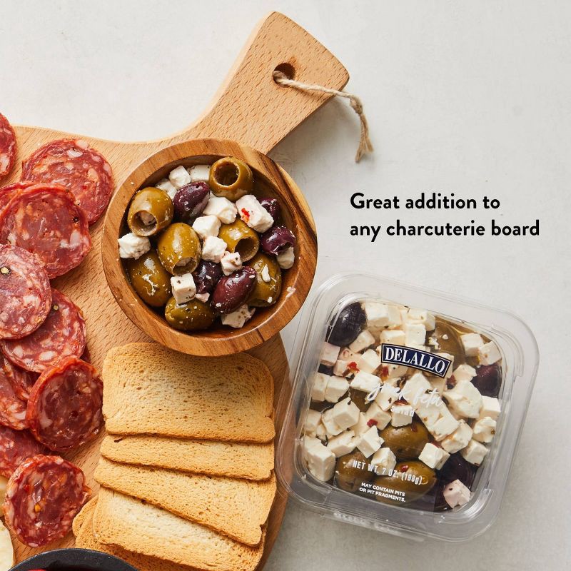slide 8 of 10, DeLallo Deli Fresh Greek Feta Salad in Oil - 7oz, 7 oz