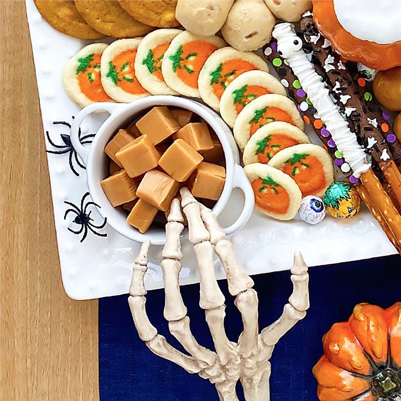 slide 3 of 9, Pillsbury Ready-to-Bake Pumpkin Shape Sugar Cookies Dough - 9.1oz/20ct - Halloween, 9.1 oz, 20 ct