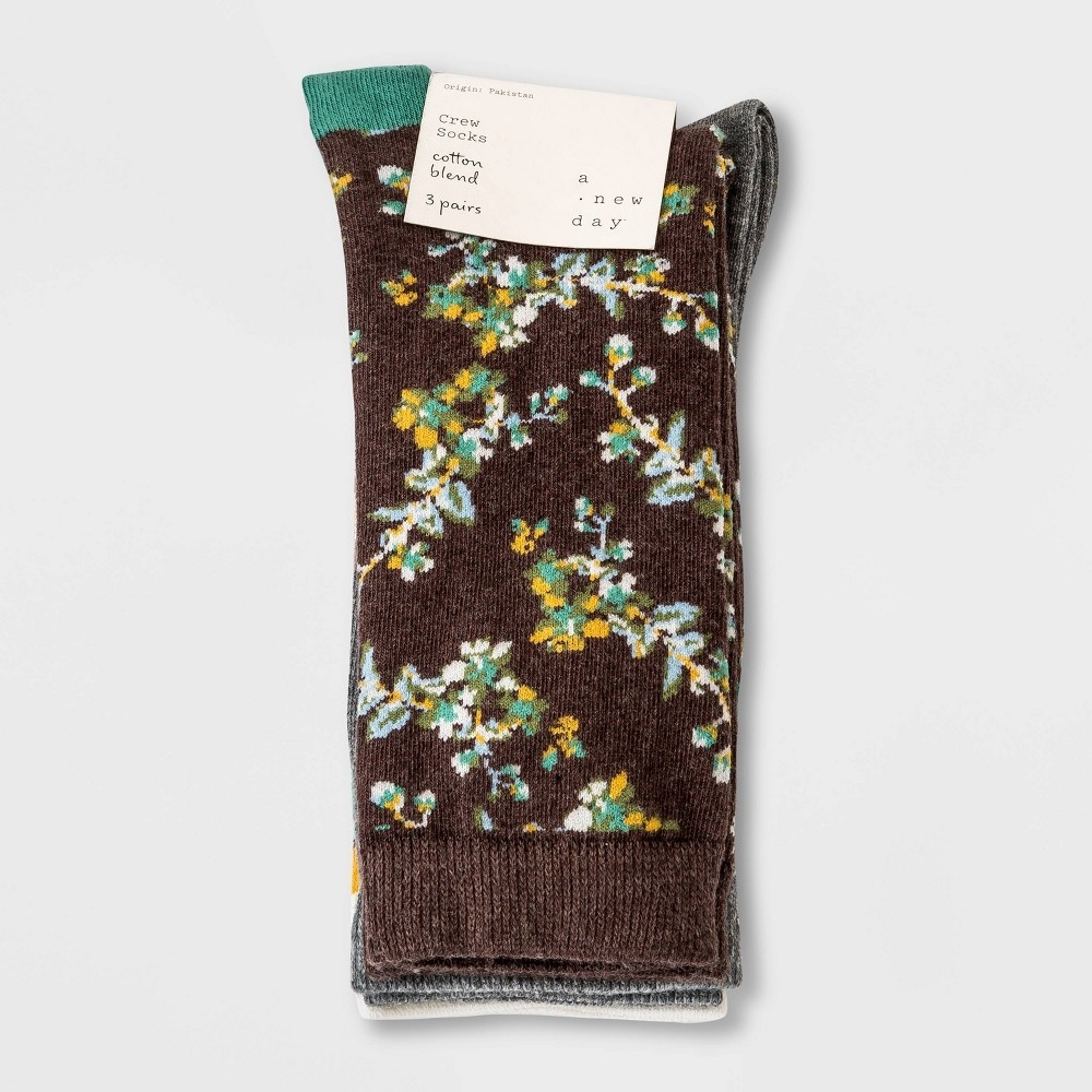 slide 2 of 2, Women's Floral Woodland Blossoms Crew Socks - A New Day 4-10, 3 ct