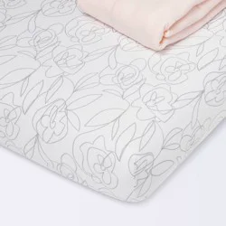 Fitted Play Yard Jersey Sheet - Cloud Island™ Floral and Solid Light Pink - 2pk