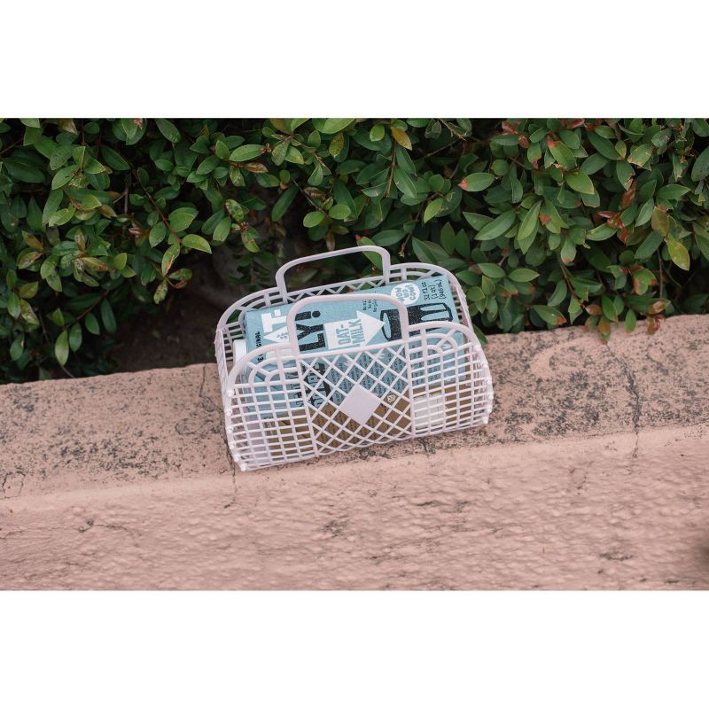 slide 6 of 7, Oatly Original Oatmilk Non-Dairy Milk Shelf Stable - 32oz, 32 oz