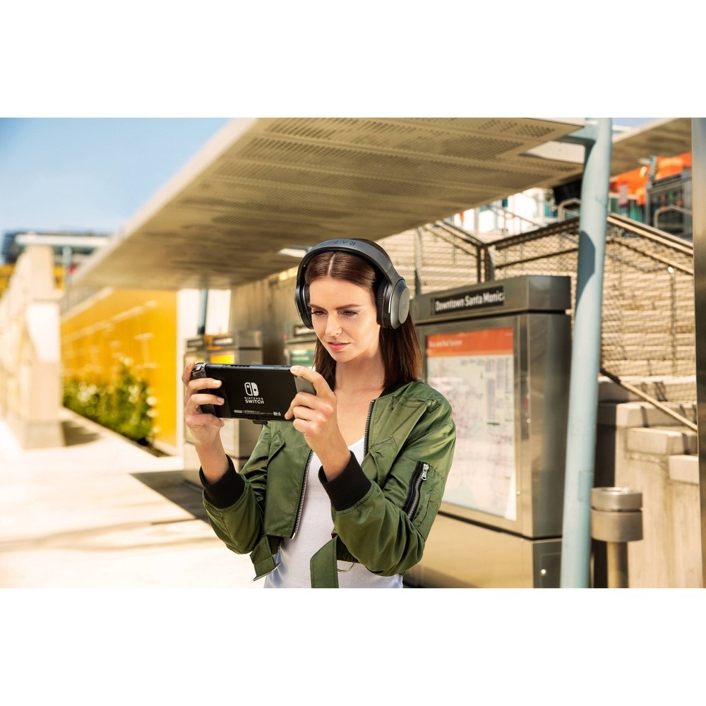 slide 8 of 15, Razer Barracuda X Bluetooth Wireless Gaming Headset for PC/Nintendo Switch, 1 ct