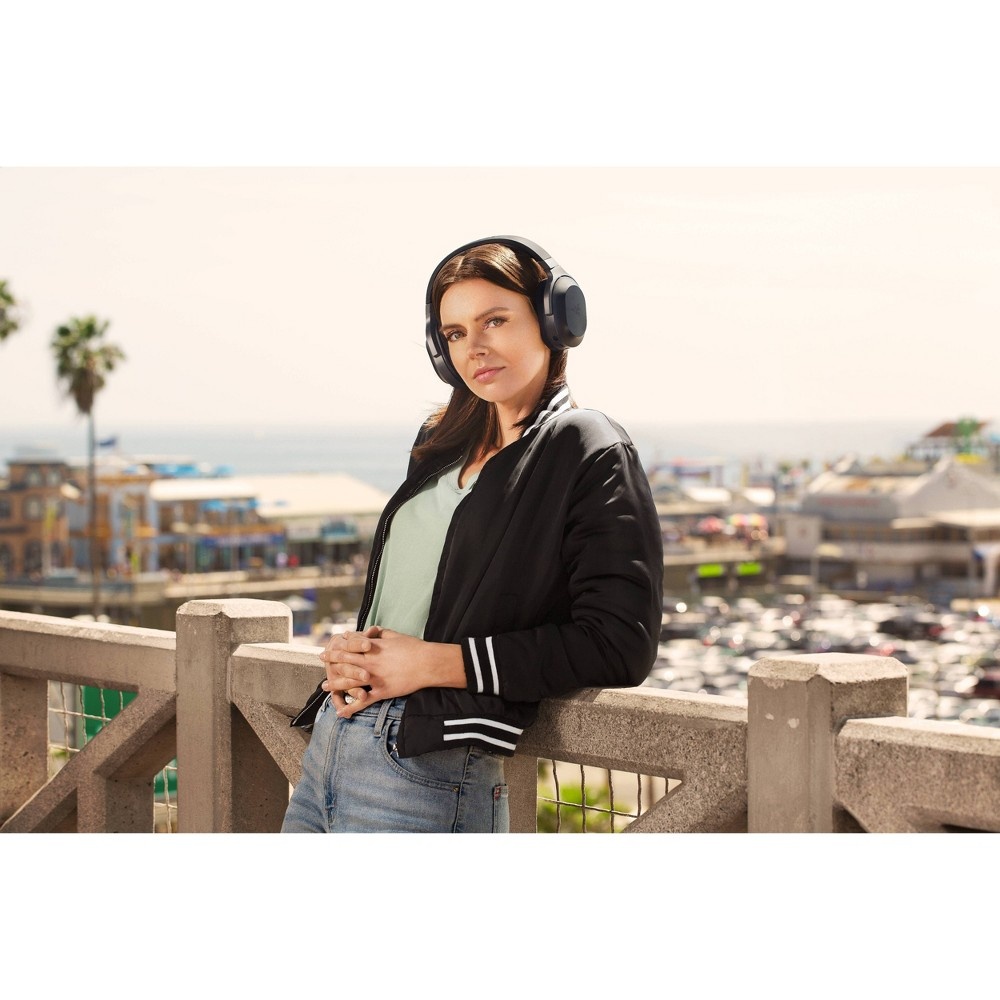 slide 9 of 15, Razer Barracuda X Bluetooth Wireless Gaming Headset for PC/Nintendo Switch, 1 ct