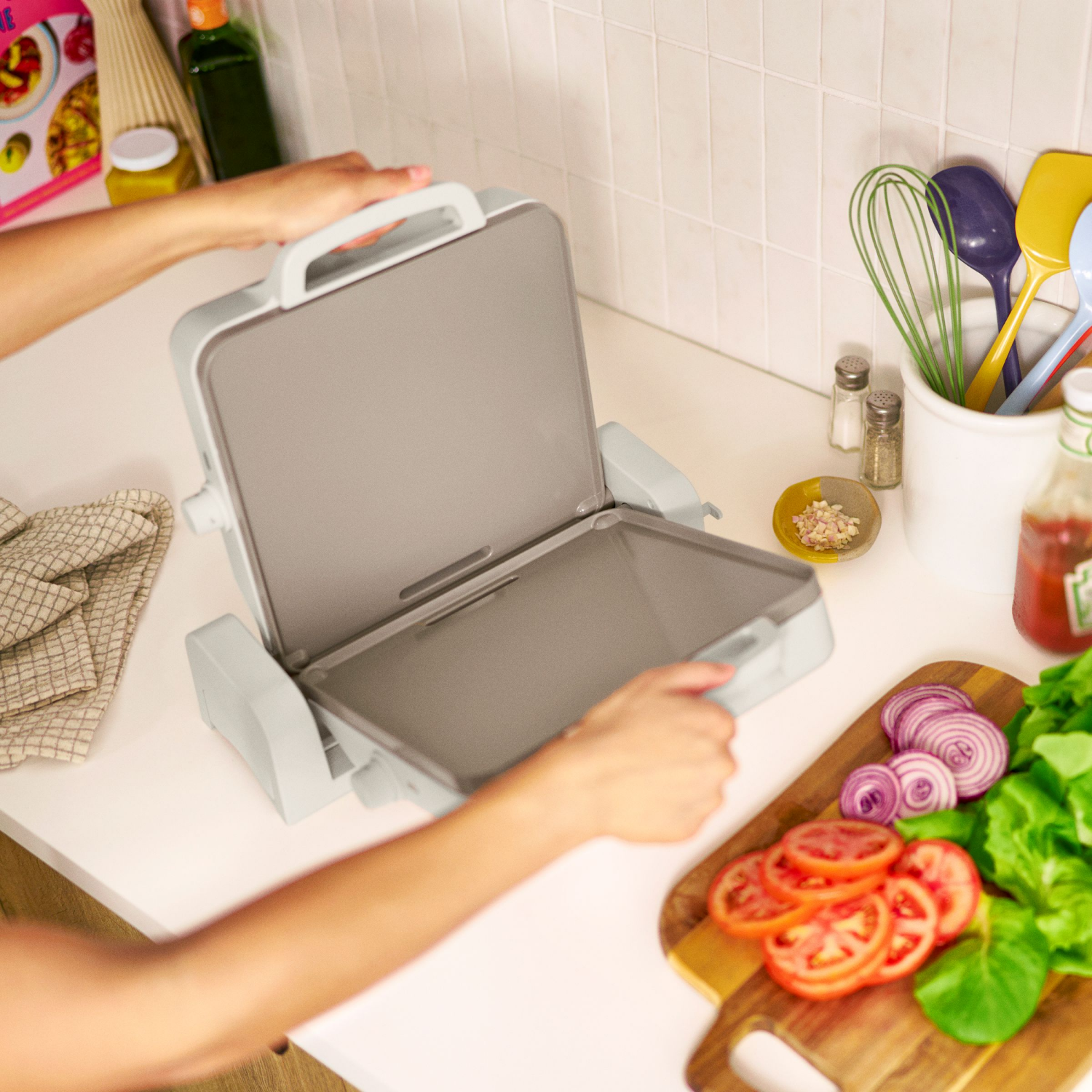 slide 8 of 8, bella Housewares bella Fold and Store Dual Temp Griddle Oatmilk: 1200W Electric Hot Plate, Aluminum Cooking Surface, 2-Year Warranty, 1 ct