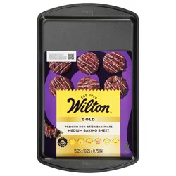 Wilton Gold Non-Stick Medium Baking Sheet