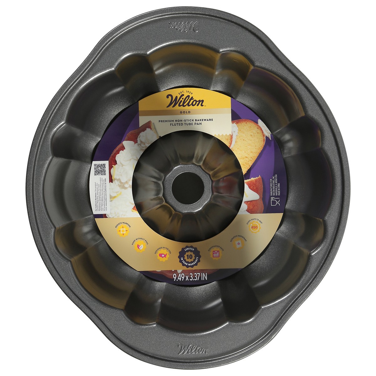 slide 1 of 11, Wilton Gold Fluted Tube Pan 1 Each, 1 ct