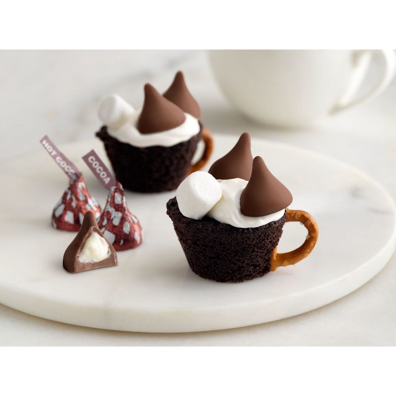 slide 6 of 7, HERSHEY's Kisses Christmas Hot Cocoa Flavored Milk Chocolate Candy - 9oz, 9 oz