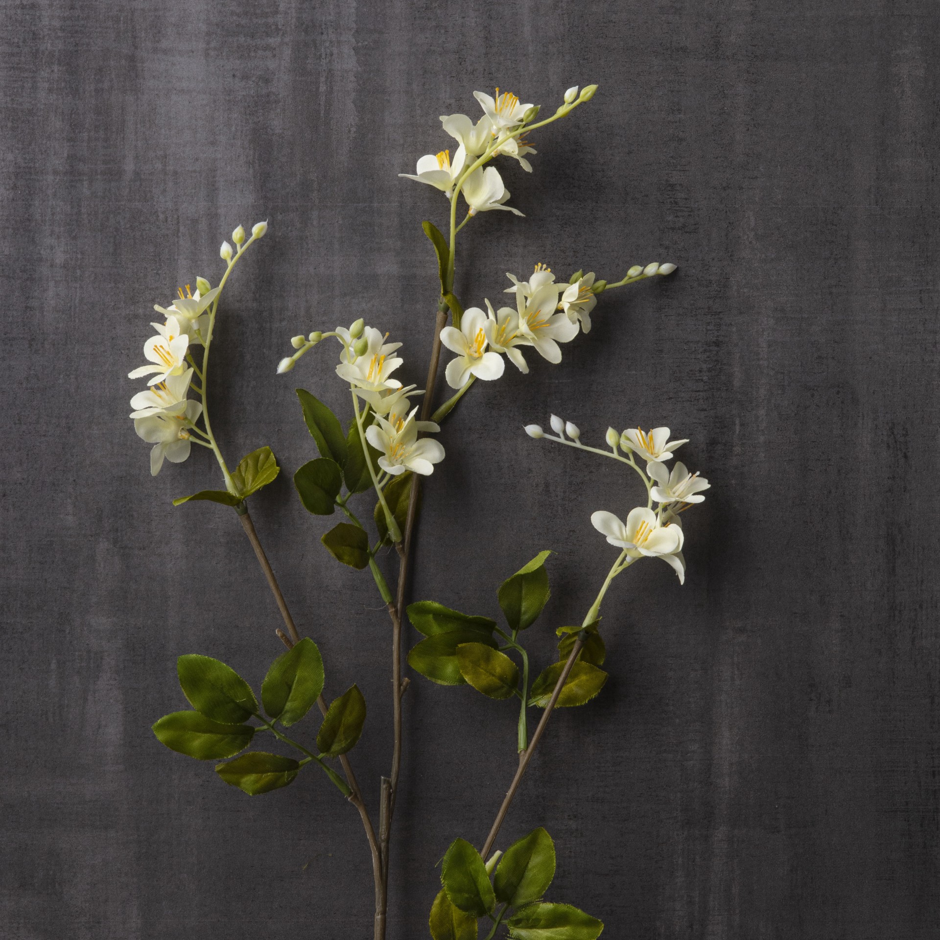 slide 2 of 4, Cream Mini Vinca Spray By Ashland, 29 in