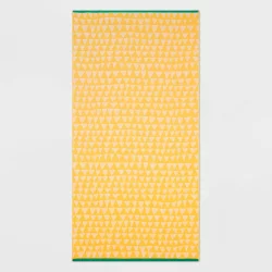 XL Pineapple Core Sand Resistant Beach Towel Yellow - Sun Squad