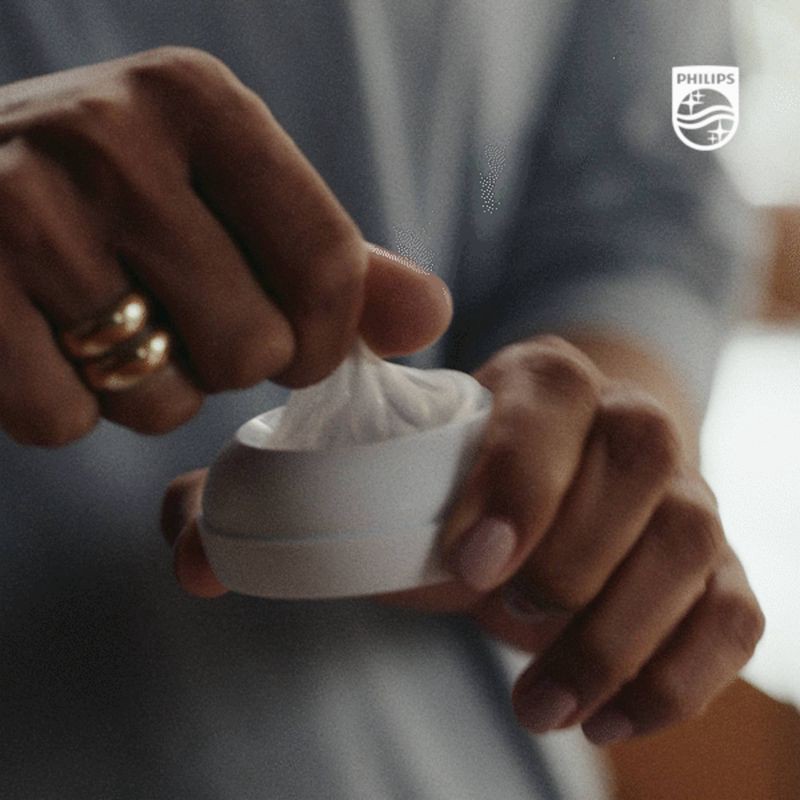 slide 26 of 33, Philips Avent Natural Baby Bottle with Natural Response Nipple - Clear - 9oz, 9 oz