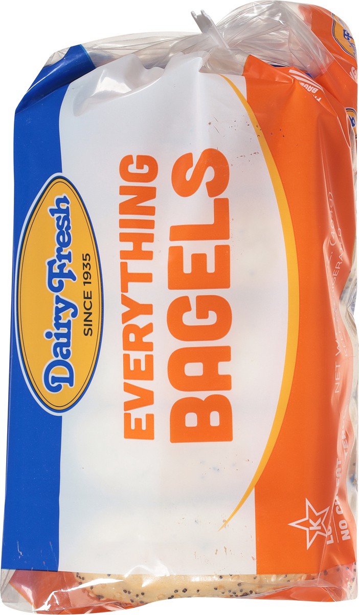 slide 7 of 9, Dairy Fresh Everything Bagels 5 ea, 5 ct