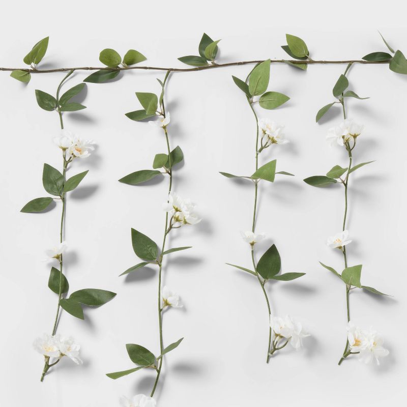 slide 3 of 4, Silk Leaf Backdrop - Spritz™, 1 ct