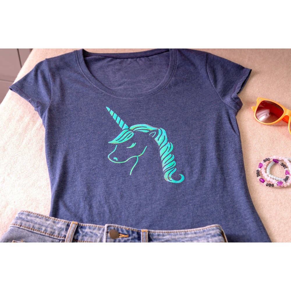 slide 5 of 5, Cricut 3' Smart Iron-On Vinyl Holographic - Translucent Blue, 1 ct