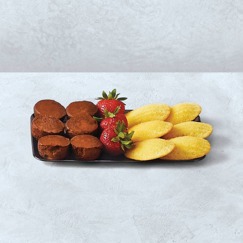 slide 2 of 3, Favorite Day Mini Treat Tray with Strawberries, Small, 14 oz
