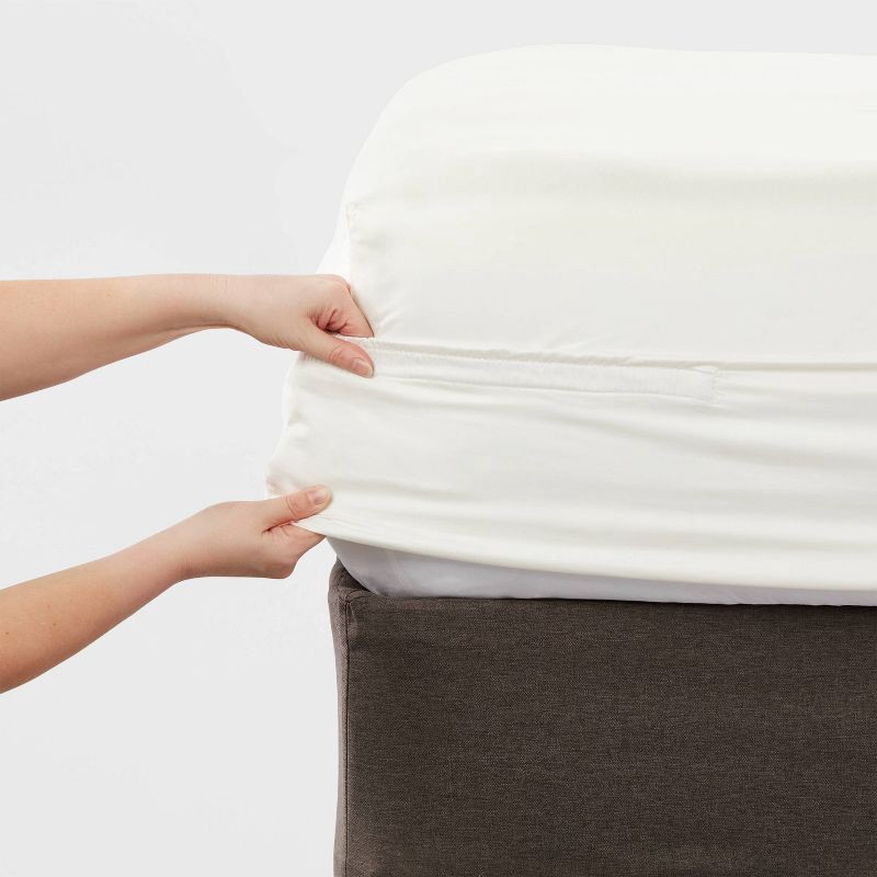 slide 4 of 4, Twin/Twin XL 400 Thread Count Performance Fitted Sheet Sour Cream - Threshold™: Cotton Sateen, Machine Washable, 18" Deep Pocket, 1 ct