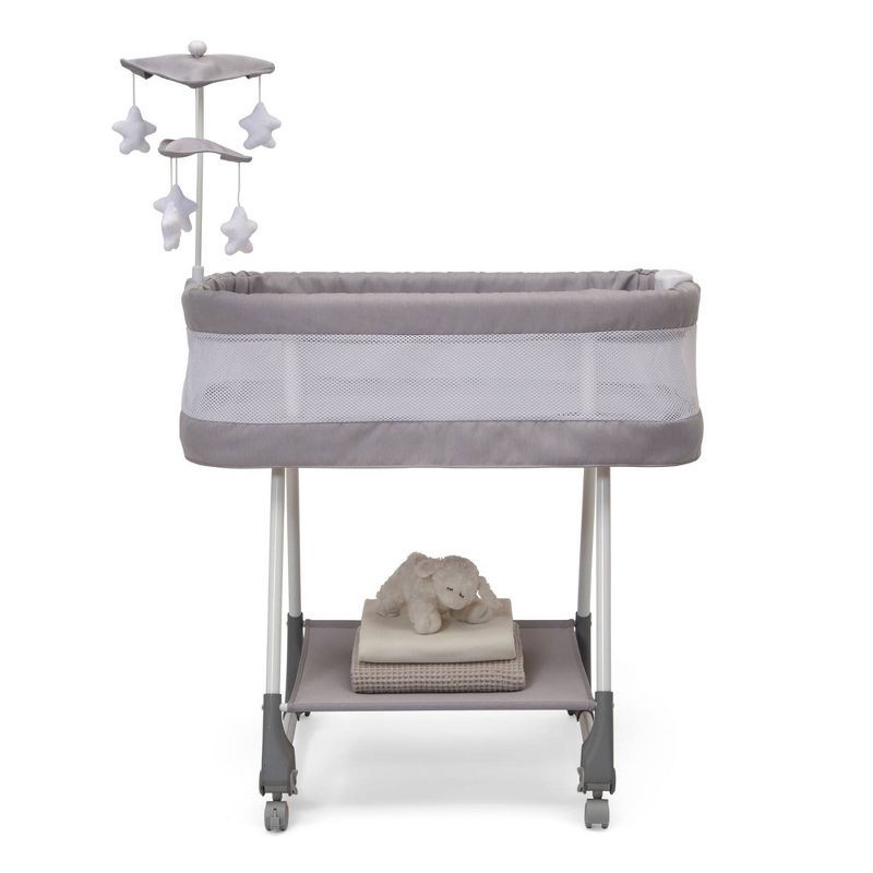 slide 5 of 7, Simmons Kids' Shooting Star Rocking Bassinet with Airflow Mesh - Platinum, 1 ct