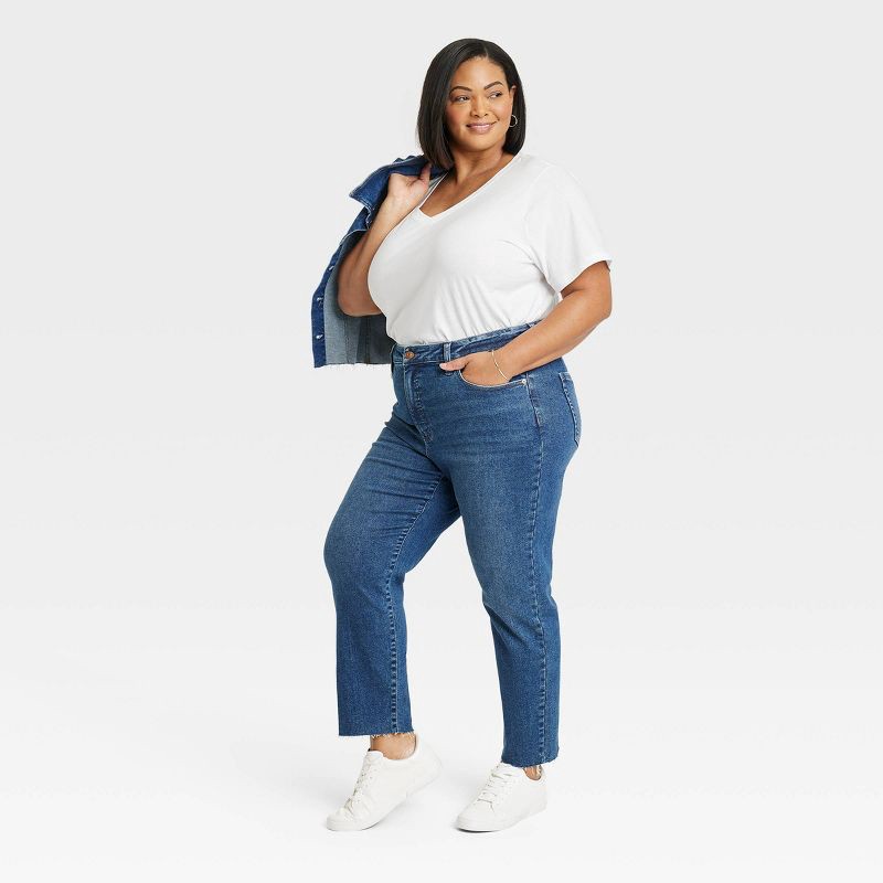 slide 3 of 3, Women's Short Sleeve V-Neck T-Shirt - Ava & Viv™ White 2X, 1 ct