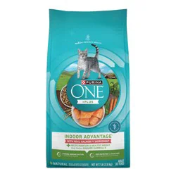 Purina ONE Indoor Advantage Healthy Weight Natural Fish, Seafood and Salmon Flavor Dry Cat Food - 7lbs