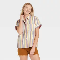 Women's Short Sleeve Button-Down Shirt - Universal Thread Striped M