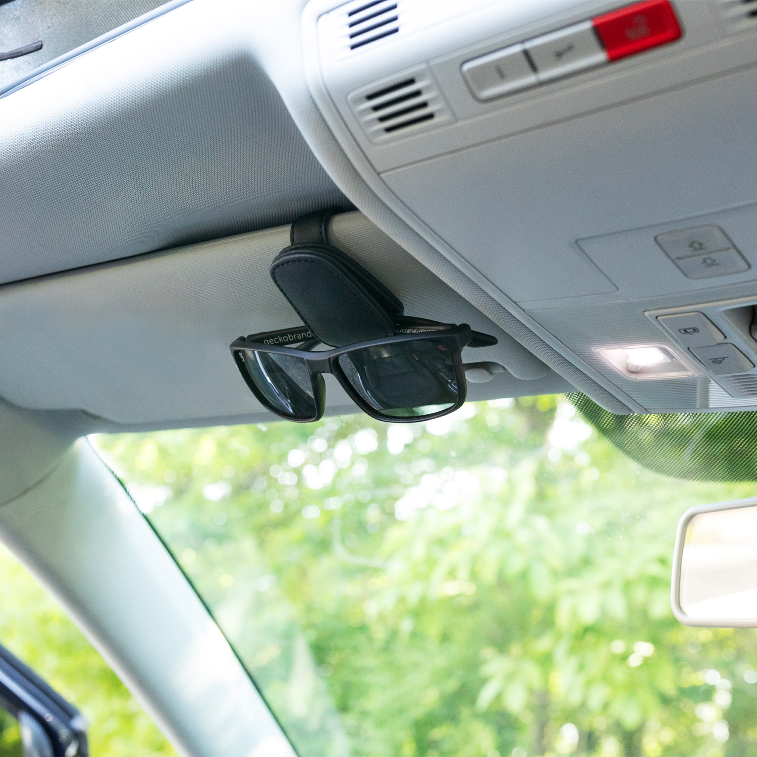 slide 6 of 8, Gecko Auto Visor Sunglasses Clip, 1 ct