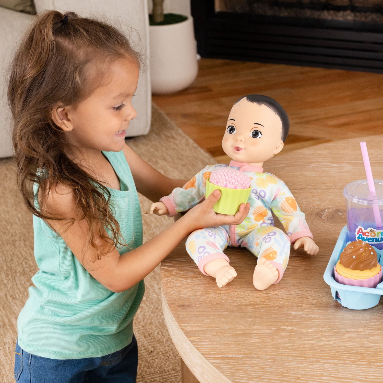 slide 4 of 5, Acorn Avenue On The Go With Mommy Playset, 1 ct