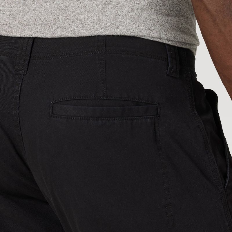 slide 7 of 8, Wrangler Men's Relaxed Fit Flex Cargo Pants - Black 36x34, 1 ct