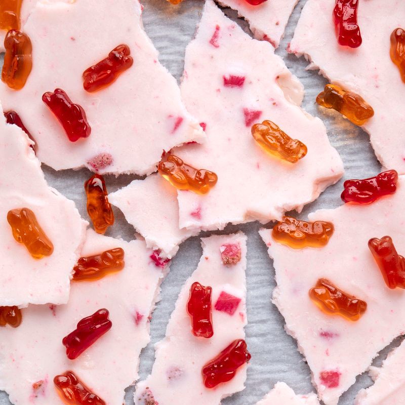 slide 6 of 8, Annie's Organic Summer Strawberry Fruit Snacks - 7oz/10ct, 10 ct; 7 oz