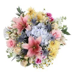 BLOOMS by H-E-B Mom's Favorite Bouquet