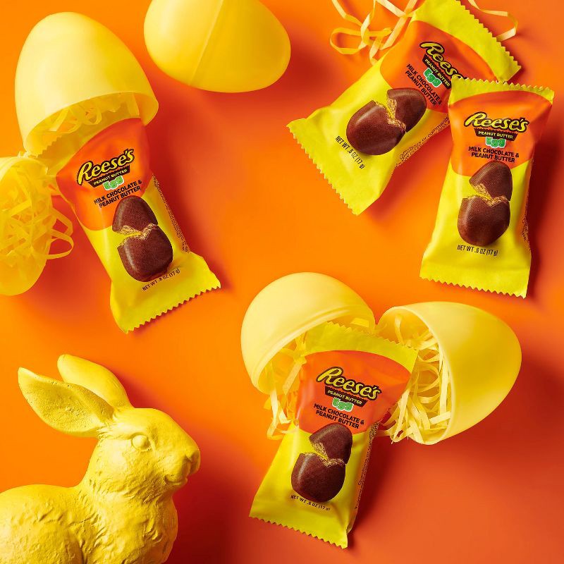 slide 6 of 7, Reese's Milk Chocolate Peanut Butter Easter Egg Candy Snack Size - 9.6oz, 9.6 oz