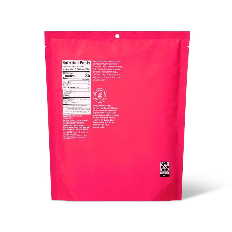 slide 2 of 5, Freeze Dried Strawberry Slices Multipack - 6ct/2.1oz - Good & Gather™, 6 ct, 2.1 oz
