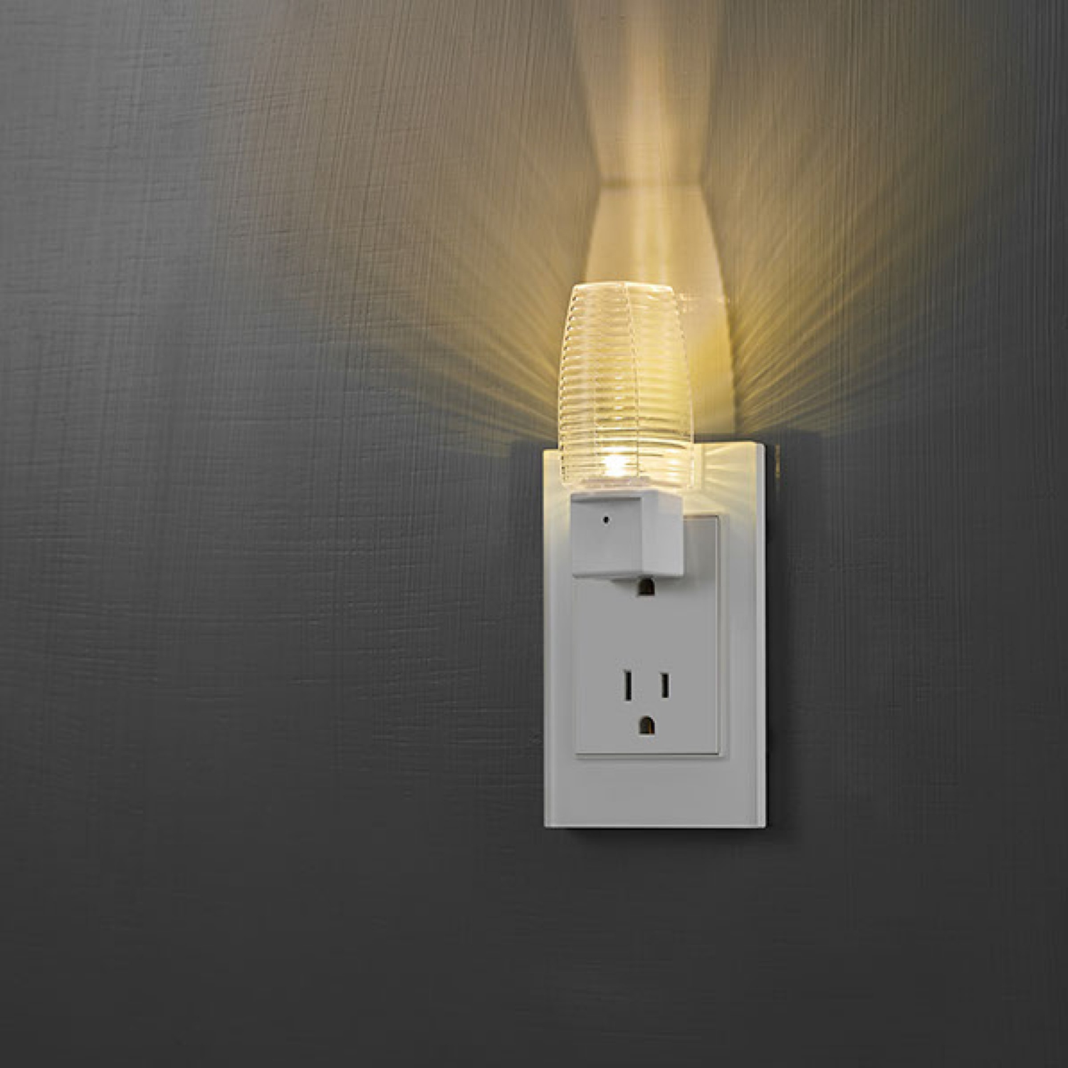 slide 3 of 3, Globe 2pk Led Nl, Automatic, Warm White, 2 ct